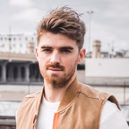 Andrew Taggart