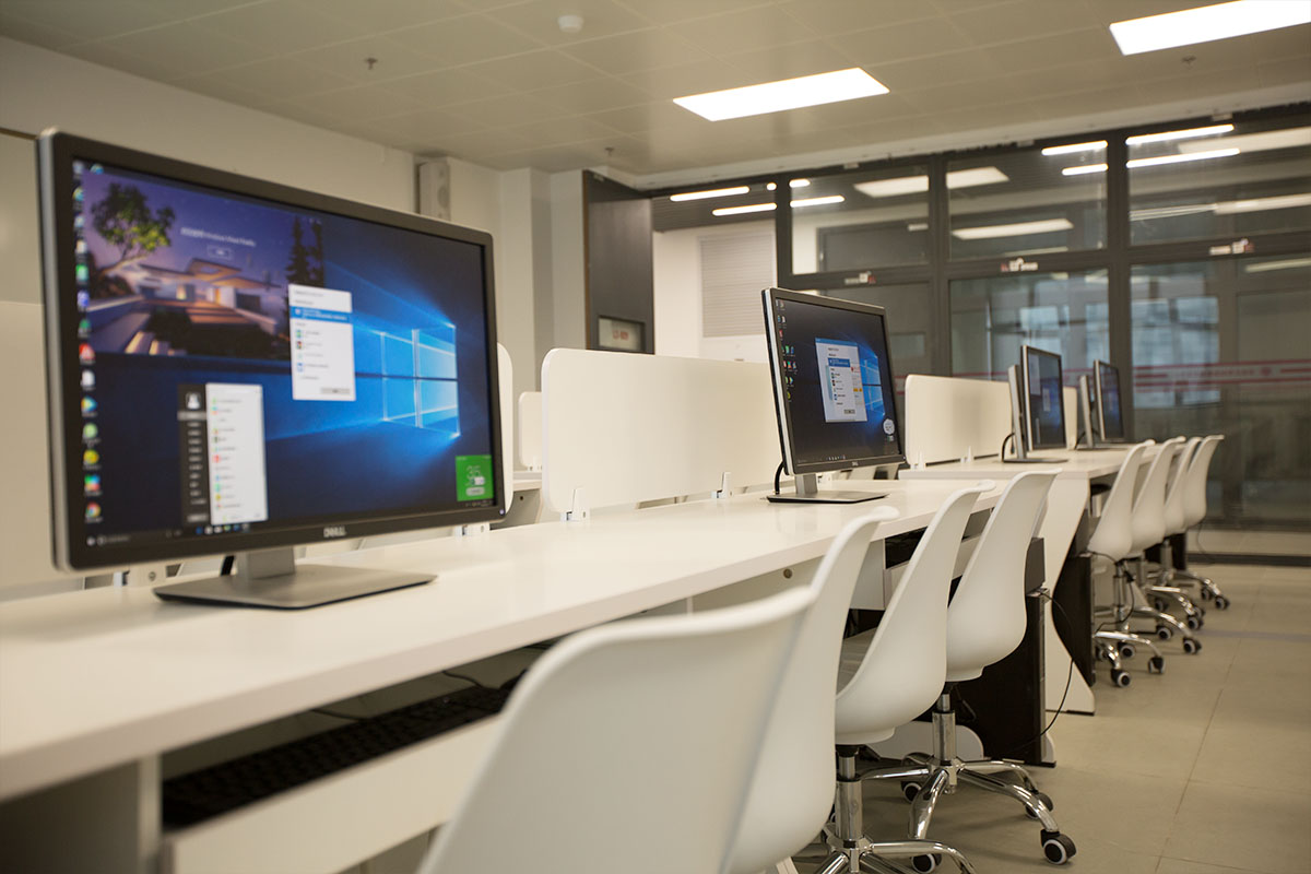 深圳大学南校区-VR教室