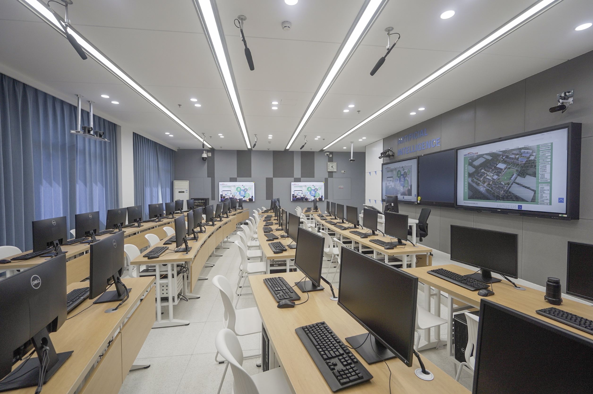 深圳技师学院智慧教室